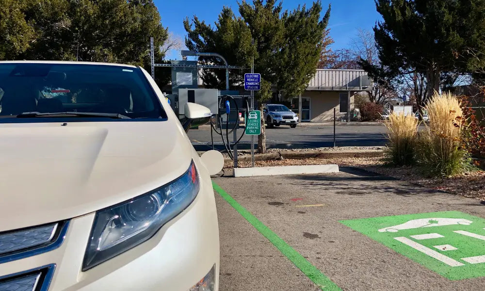 Best Locations for EV Charging Stations: A Business Perspective